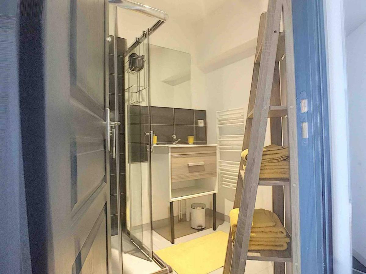 60 Rue Du Port Hotel Granville Zewnętrze zdjęcie